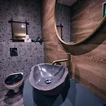 Le Petit Sensual Bali Option 300m Place Stanislas * Nancy