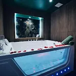 Le Petit Sensual Bali Option 300m Place Stanislas 公寓 *